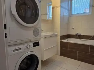 Pronájem bytu 3+kk, Praha - Černý Most, Marešova, 85 m2