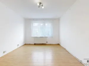 Prodej bytu 3+1, Jaroměřice nad Rokytnou, Družstevní, 69 m2