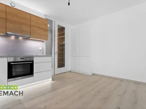 Pronájem bytu 2+kk, Hradec Králové, Pálenecká, 60 m2