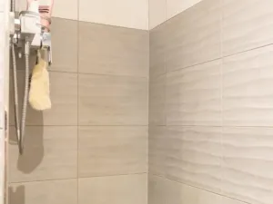 Pronájem bytu 1+kk, Praha - Kobylisy, Kyselova, 22 m2