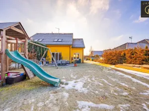 Prodej rodinného domu, Nové Strašecí, Myslivečkova, 100 m2