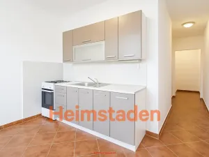 Pronájem bytu 2+1, Karviná - Nové Město, tř. Osvobození, 55 m2