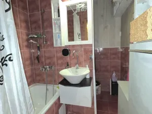 Prodej bytu 2+1, Bruntál, Květná, 45 m2