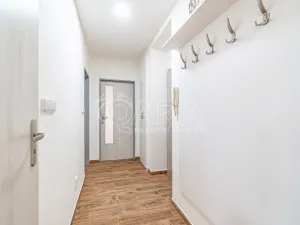 Pronájem bytu 2+1, Kralupy nad Vltavou - Lobeček, Dr. E. Beneše, 53 m2