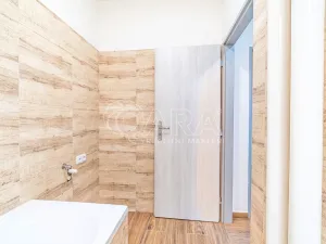 Pronájem bytu 2+1, Kralupy nad Vltavou - Lobeček, Dr. E. Beneše, 53 m2