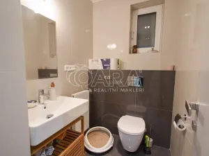 Pronájem bytu 2+kk, Praha, Rybalkova, 68 m2