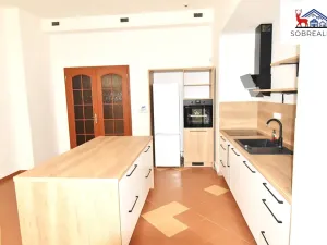 Pronájem bytu 4+1, Teplice, Masarykova třída, 172 m2