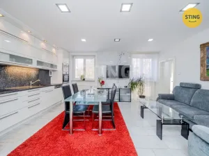 Prodej bytu 3+kk, Ostrava, Komenského, 64 m2