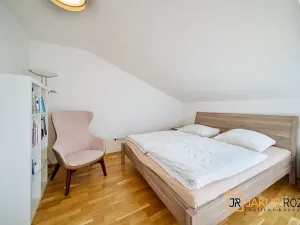 Prodej bytu 3+kk, Černý Důl, 92 m2
