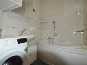 Prodej bytu 3+1, Praha - Kobylisy, Hrubého, 65 m2