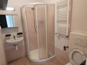 Pronájem bytu 1+kk, Liberec, Vaňurova, 35 m2