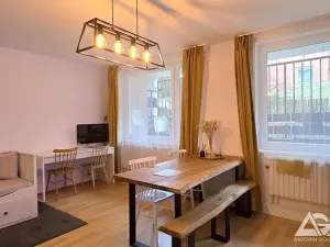 Prodej bytu 2+1, Praha - Dejvice, Krohova, 70 m2