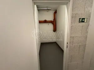 Pronájem bytu 1+kk, Praha - Hloubětín, Poděbradská, 32 m2