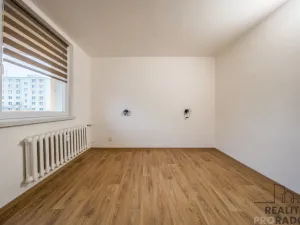 Prodej bytu 3+1, Veselí nad Moravou, Hutník, 74 m2