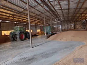 Prodej komerčního pozemku, Pavlov, 2000000 m2