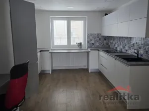 Pronájem bytu 2+1, Opava - Předměstí, Máchova, 60 m2