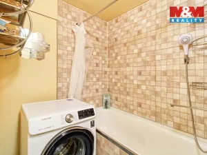 Prodej bytu 2+1, Chomutov, Březenecká, 68 m2