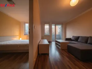 Pronájem bytu 2+kk, Praha - Letňany, Bechlínská, 53 m2