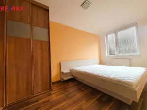 Pronájem bytu 2+kk, Praha - Letňany, Bechlínská, 53 m2