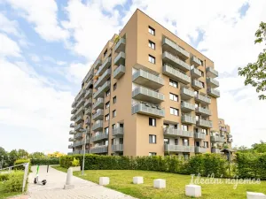 Pronájem bytu 2+kk, Praha - Strašnice, Zvěřinova, 68 m2