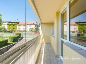 Pronájem bytu 2+1, Praha - Kobylisy, Čumpelíkova, 57 m2