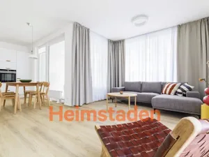 Pronájem bytu 3+kk, Praha - Holešovice, U Pergamenky, 82 m2