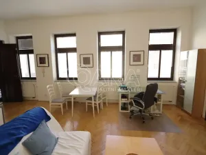 Pronájem bytu 2+kk, Praha, Štěpánská, 71 m2