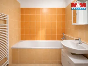 Pronájem bytu 3+kk, Praha, Pod Haltýřem, 77 m2