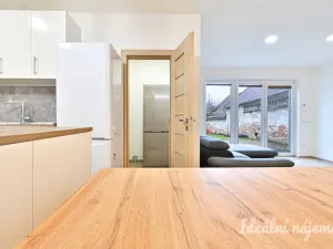 Pronájem bytu 3+kk, Vojkovice, Hlavní, 82 m2