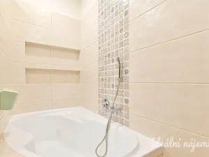 Pronájem bytu 3+kk, Vojkovice, Hlavní, 82 m2