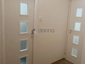 Pronájem bytu 2+kk, Praha, Kozmíkova, 52 m2