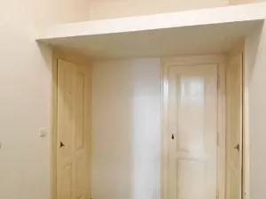 Pronájem bytu 2+kk, Praha - Bubeneč, Bubenečská, 45 m2