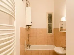 Pronájem bytu 2+kk, Praha - Bubeneč, Bubenečská, 45 m2