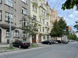 Pronájem bytu 2+kk, Praha - Bubeneč, Bubenečská, 45 m2