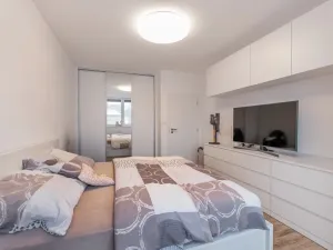 Pronájem bytu 4+kk, Ústí nad Labem - Ústí nad Labem-centrum, Velká Hradební, 101 m2