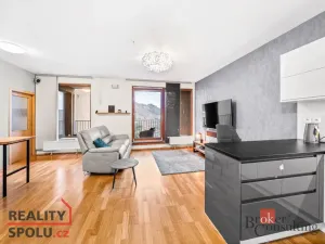 Prodej bytu 3+kk, Praha - Holešovice, Varhulíkové, 78 m2