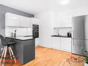 Prodej bytu 3+kk, Praha - Holešovice, Varhulíkové, 78 m2