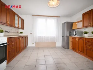 Prodej rodinného domu, Dobrovíz, K Letišti, 120 m2