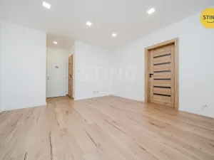 Prodej bytu 2+1, Ostrava, Václava Košaře, 44 m2