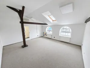 Pronájem kanceláře, Praha - Smíchov, Nádražní, 28 m2
