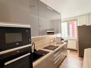 Prodej bytu 3+1, Bruntál, Dolní, 60 m2