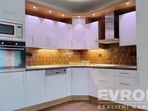 Pronájem bytu 4+kk, Havlíčkův Brod, Stromovka, 88 m2