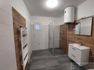 Pronájem bytu 1+kk, Krnov - Pod Cvilínem, Textilní, 28 m2