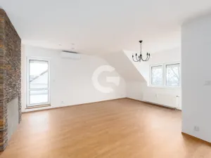 Prodej bytu 4+kk, Zlín - Mladcová, U Hřiště, 125 m2