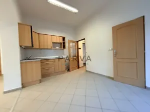 Pronájem kanceláře, Rokycany - Nové Město, Josefa Tomáška, 57 m2