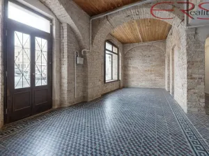 Prodej rodinného domu, Mnichovo Hradiště, Masarykovo náměstí, 200 m2