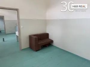 Pronájem komerční, Vsetín, 200 m2