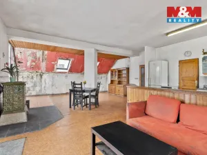 Prodej rodinného domu, Březno, 247 m2