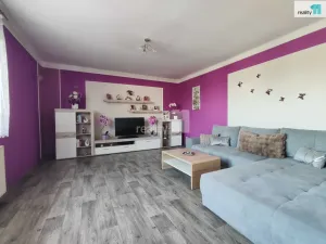 Prodej bytu 5+1, Chlumec nad Cidlinou - Kladruby, 223 m2