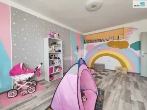 Prodej bytu 5+1, Chlumec nad Cidlinou - Kladruby, 223 m2